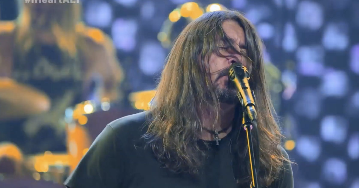 Watch Foo Fighters Perform Everlong At The Iheartradio Kerrang