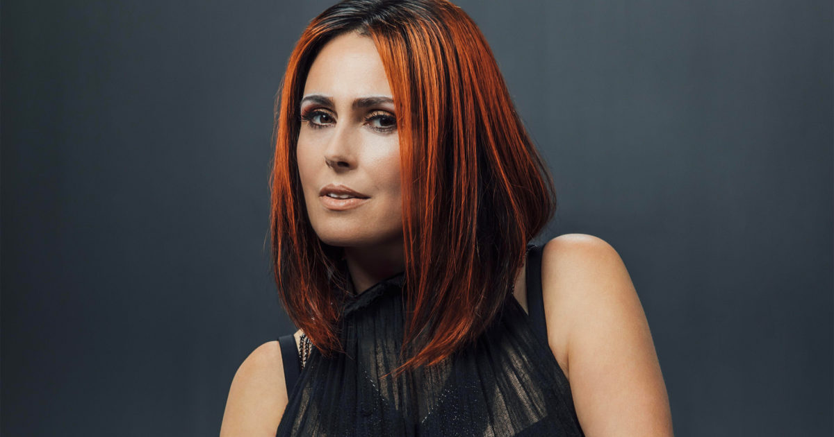 Qiz dostiga minut qilishni orgatadi (foto) Ukrainada porno tomosha qilish