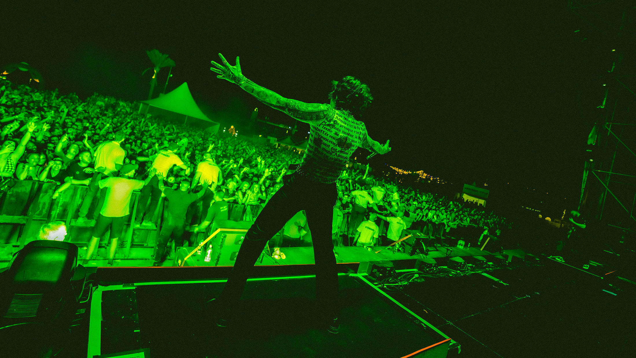 Bring Me The Horizon debut new song 'Strangers' during DJ set at their  Malta festival