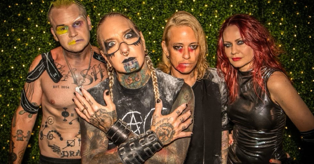 Coal Chamber cancel U.S. tour due to Dez Fafara's ongoing health issues