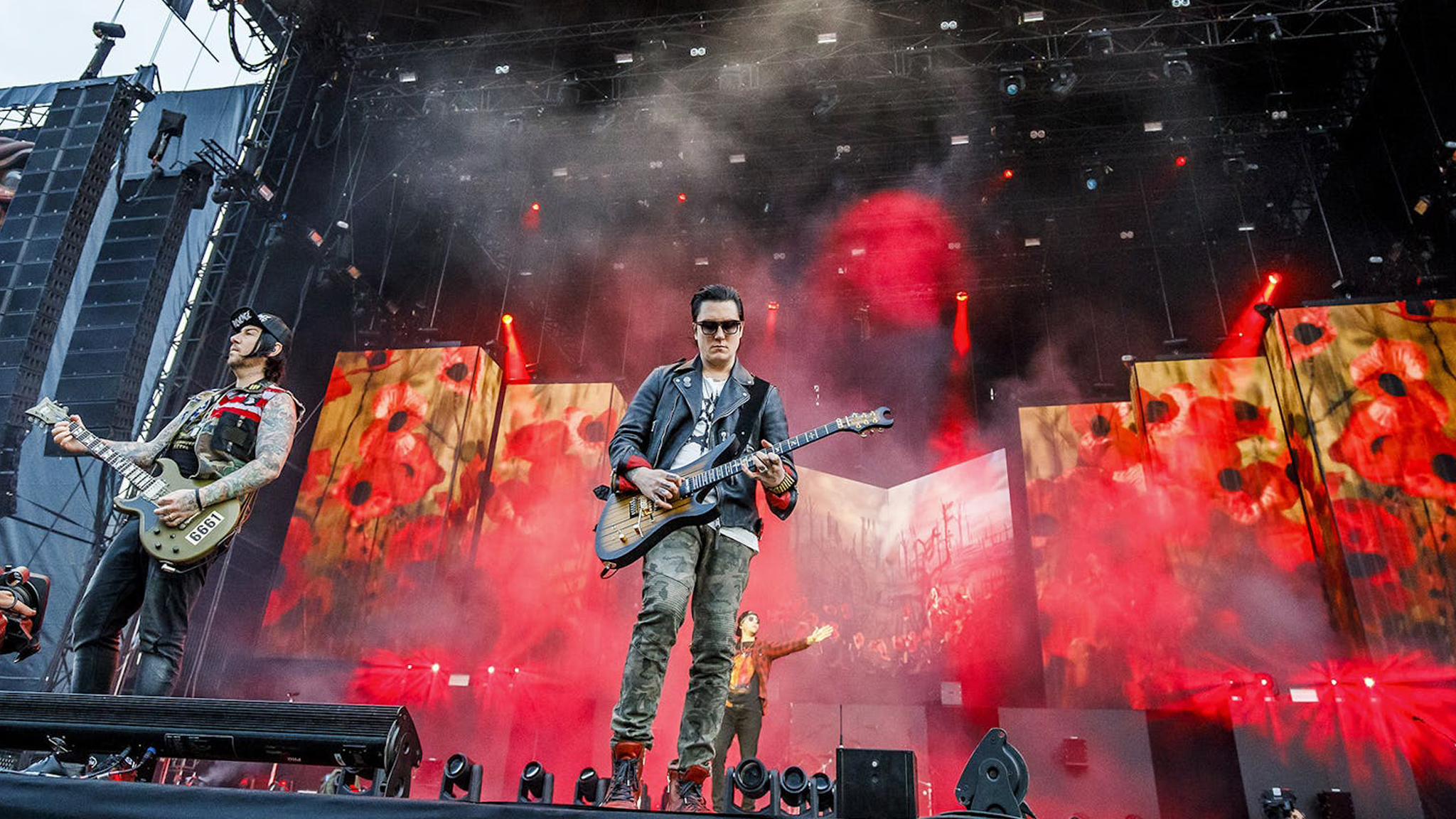 Photos: Avenged Sevenfold takes over T-Mobile