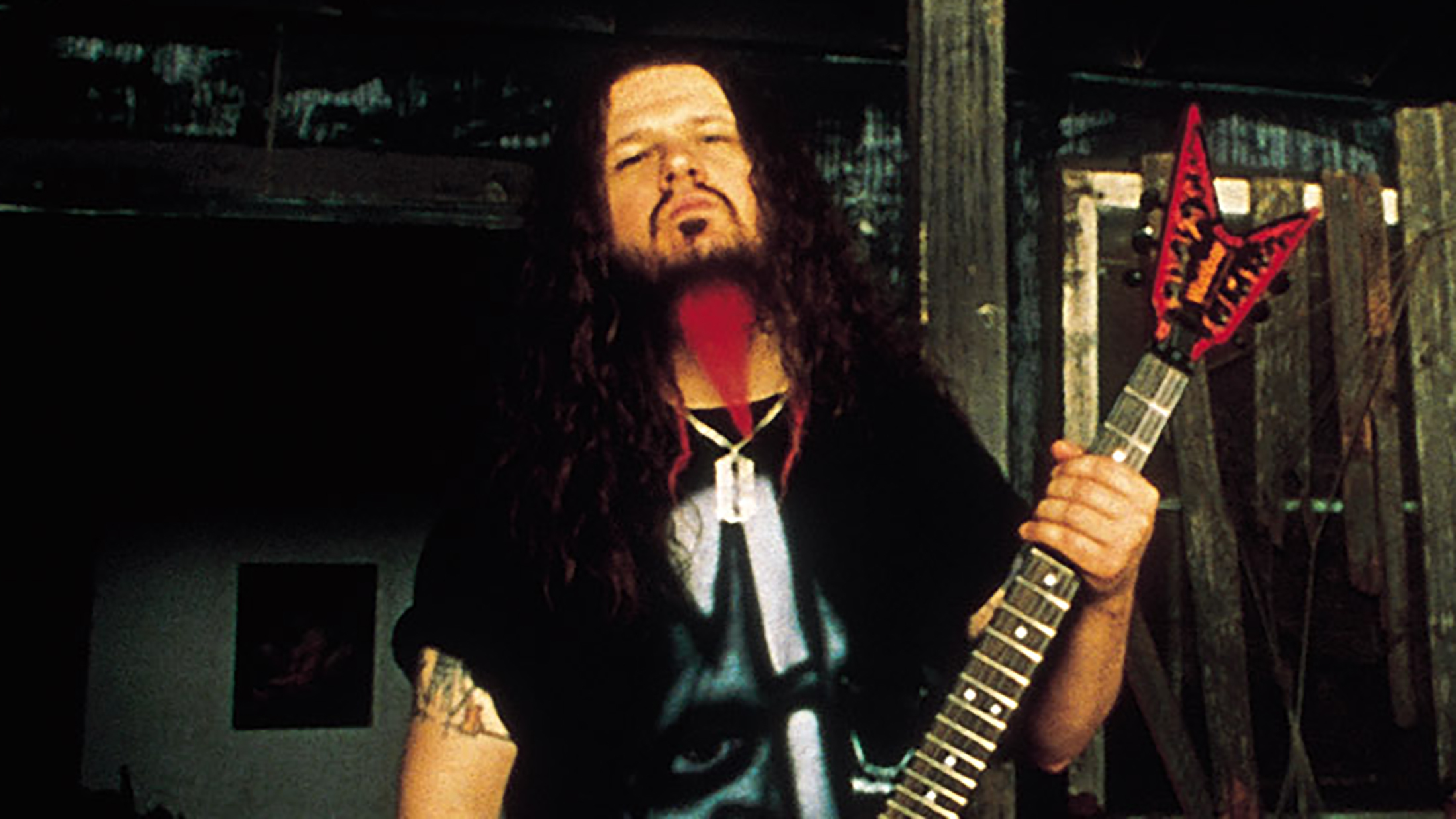 Here's Why Eddie Van Halen Buried His Iconic Guitar With Dimebag