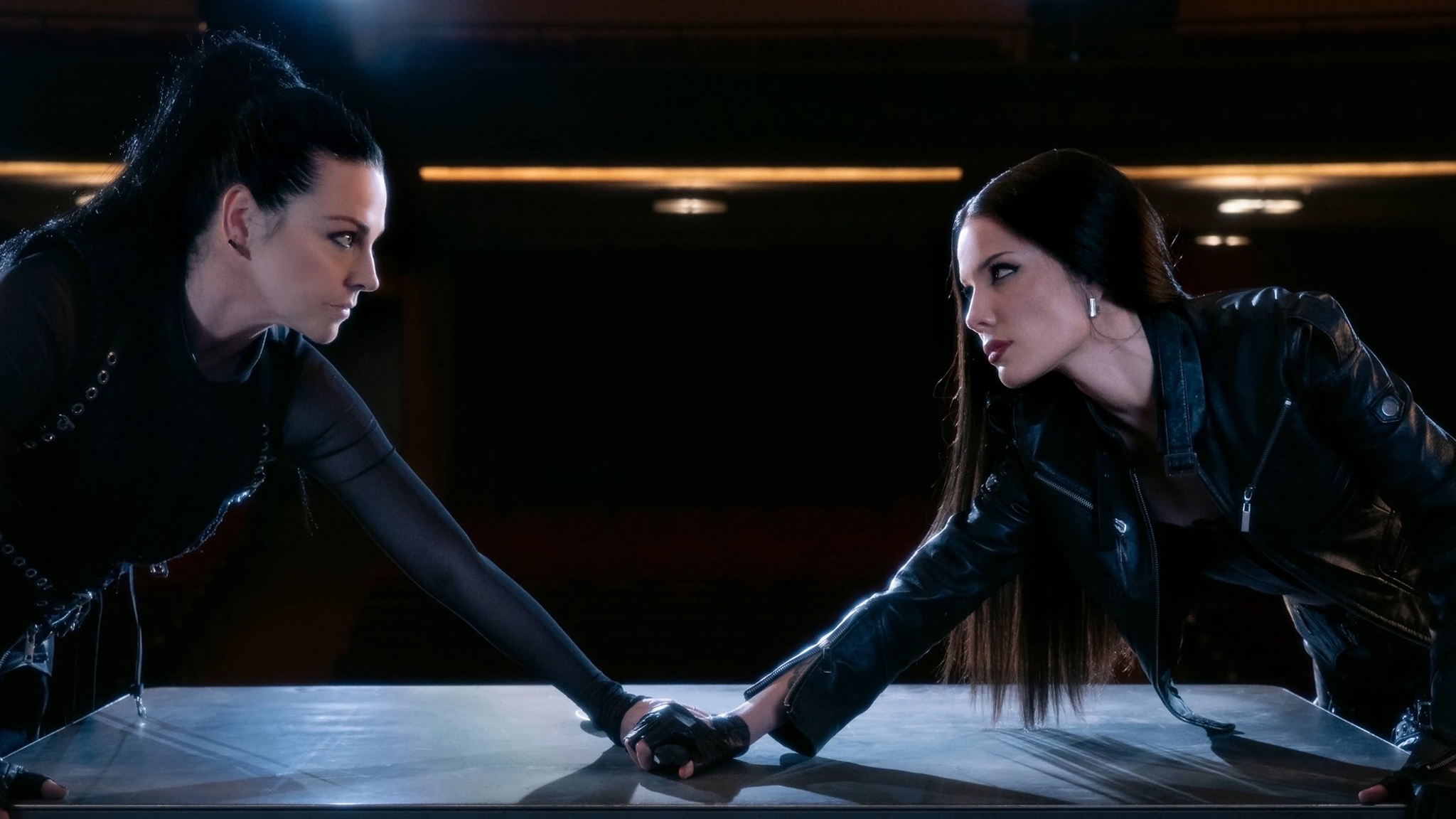 Intense artistic exchange between Halsey and Amy Lee