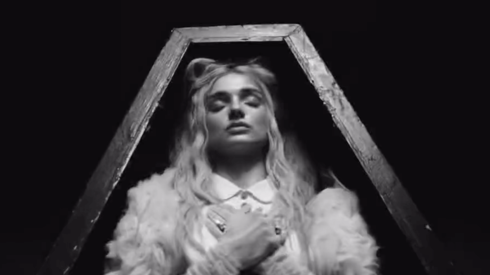 Poppy releases new single 'Motorbike': Watch