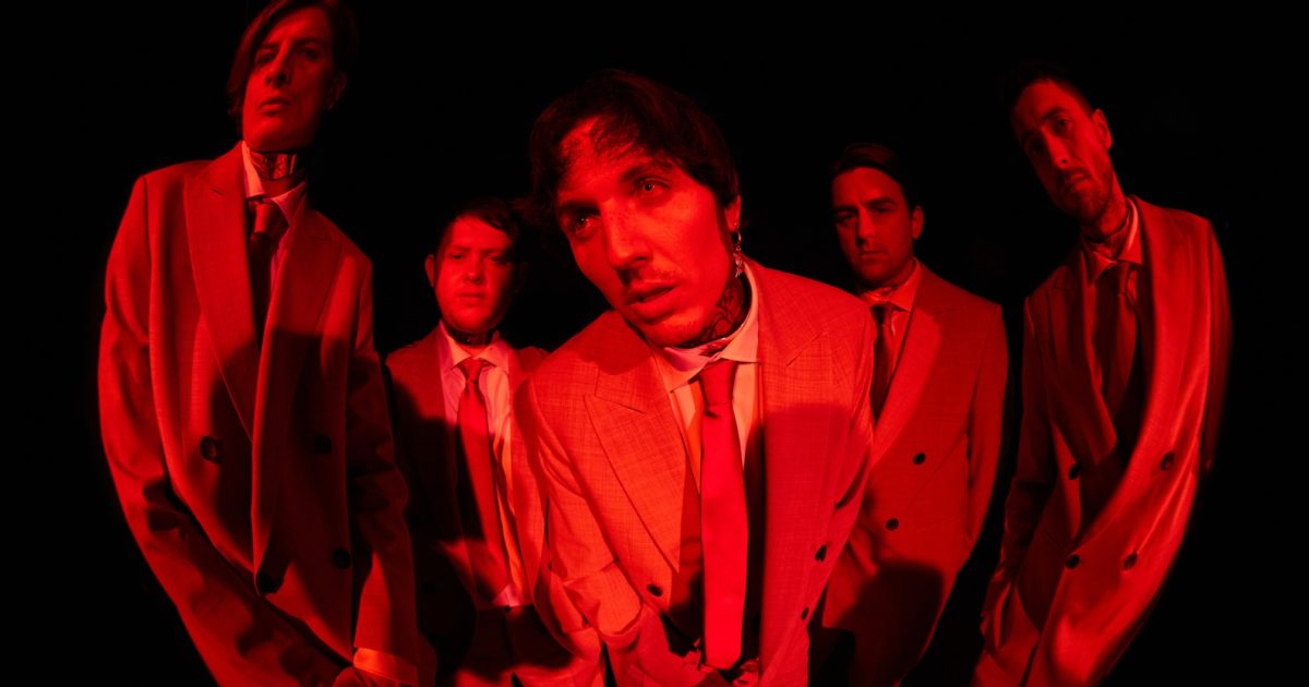 Bring Me The Horizon lança clipe da música Strangers