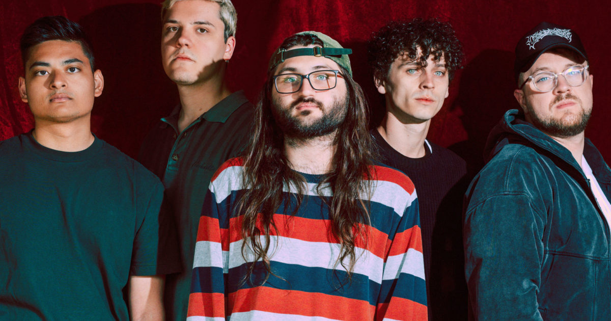 Hear Hot Mulligan team up with Free Throw on anthemic new song Island In The Sun