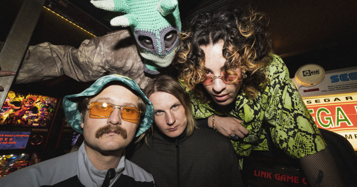 Watch Lazy Queen play their new single to strangers on… Kerrang!