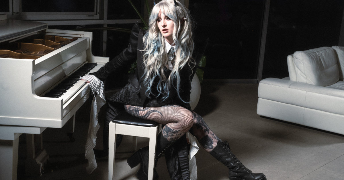 MOTHICA returns with new single EVERGREEN MISERY: “I knew I wanted to step into a heavier era”